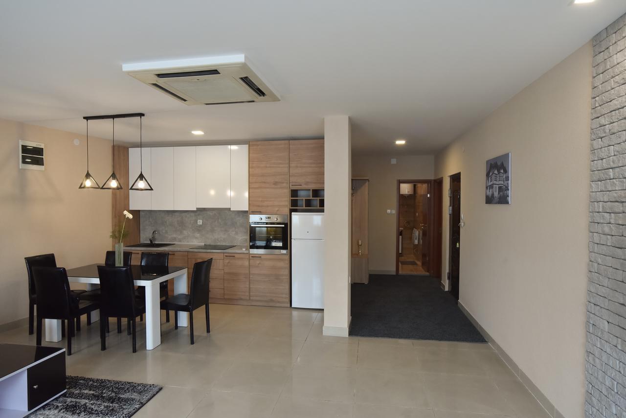 City Center Apartments Pirot Esterno foto