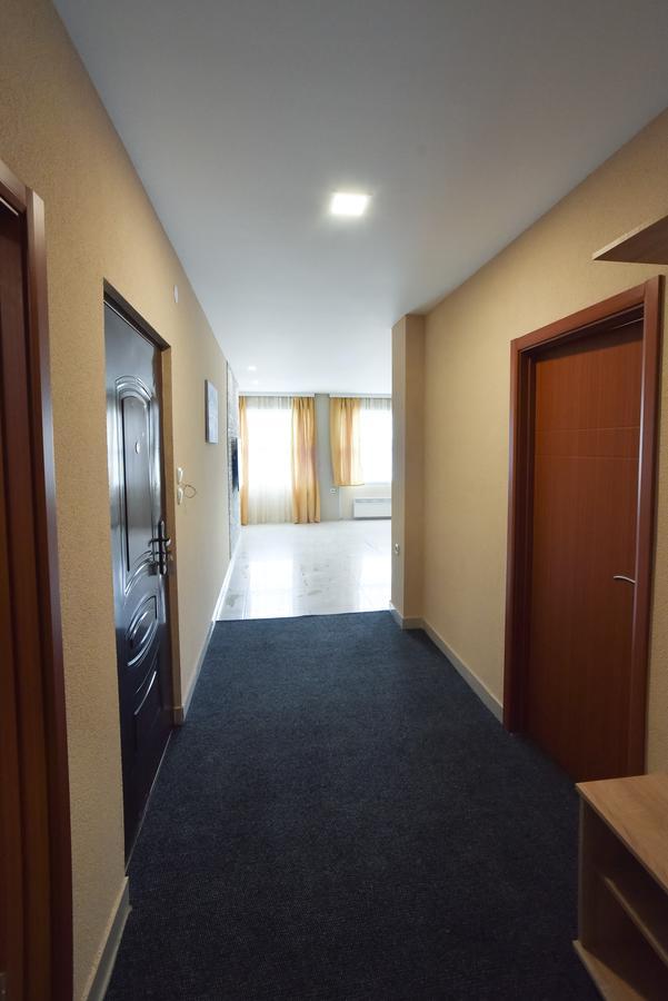 City Center Apartments Pirot Esterno foto