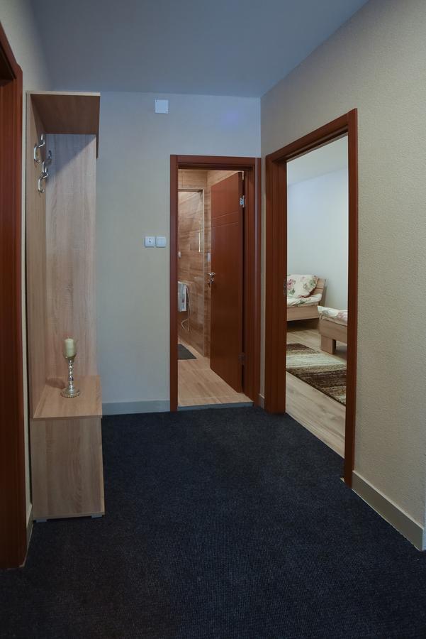 City Center Apartments Pirot Esterno foto