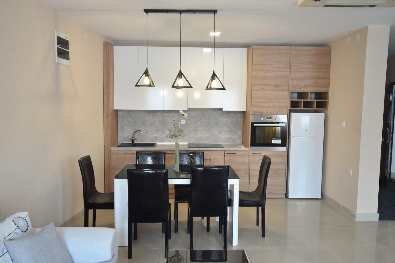 City Center Apartments Pirot Esterno foto