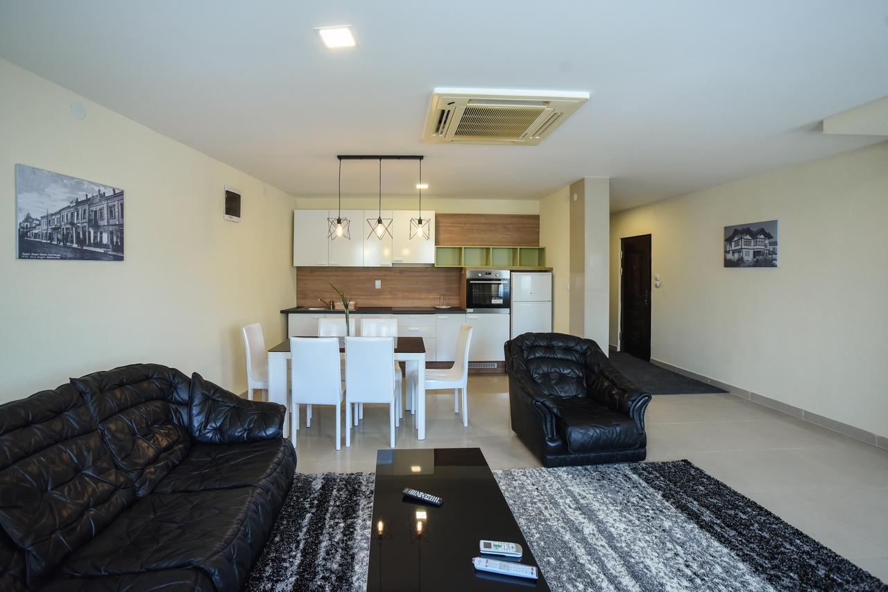 City Center Apartments Pirot Esterno foto