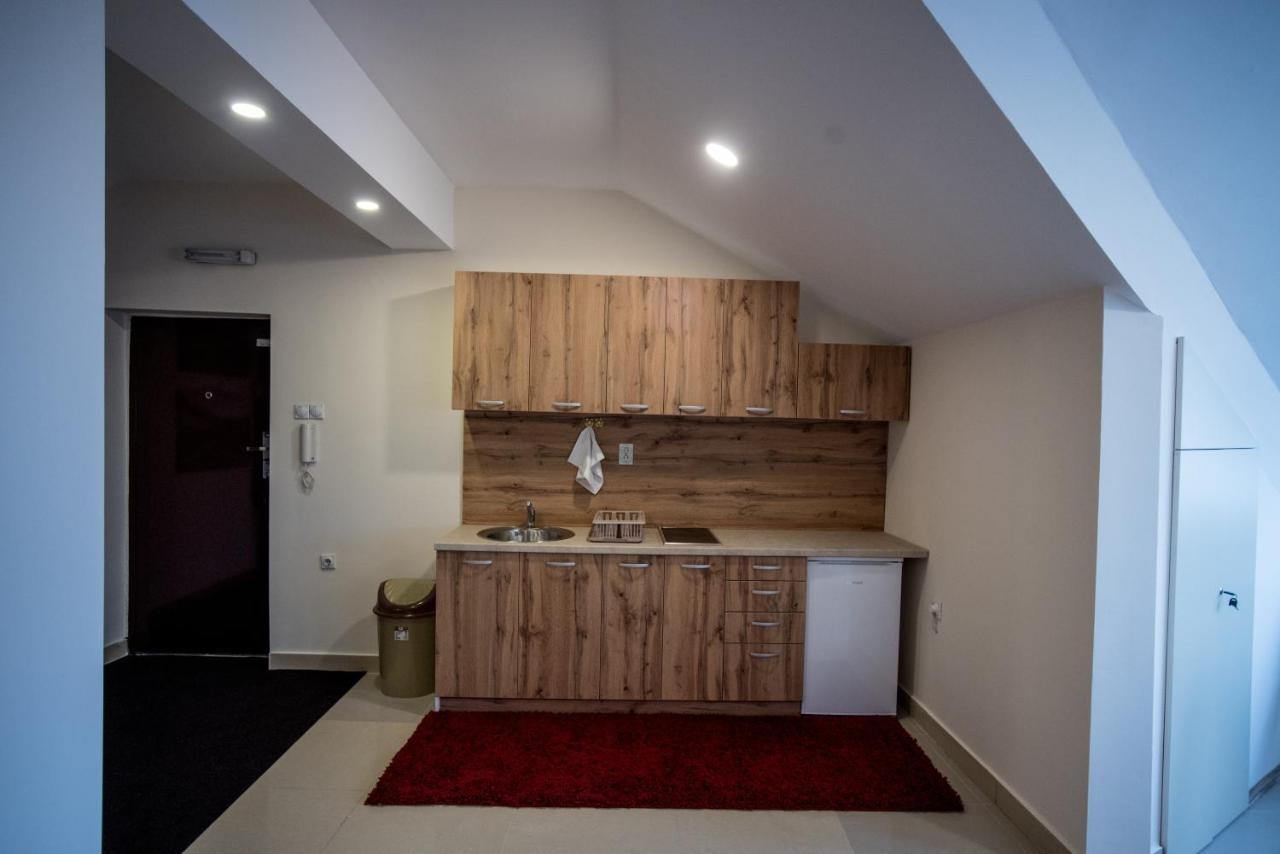 City Center Apartments Pirot Esterno foto
