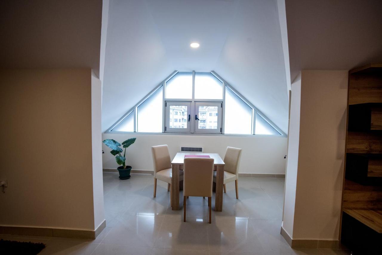City Center Apartments Pirot Esterno foto